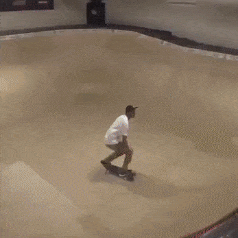 caindo de skate