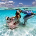Noivos decidem se casar dentro dagua no mar do Caribe 2