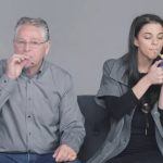 Pais e Filhos fumando maconha juntos pela primeira vez 3