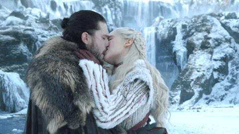 Game of Thrones Dragons Kissing