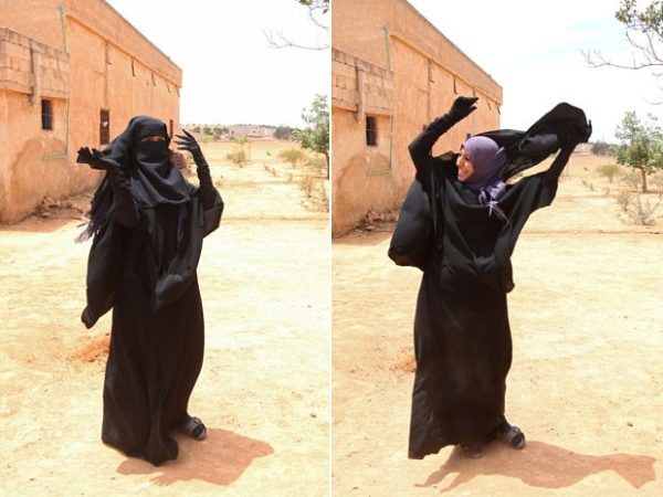 Mulher libertada do Estado Islâmico imagens revelam a liberdade feminina 1