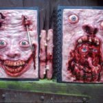 Jason Rooneya artista cria esculturas bizarras inspiradas no horror 20