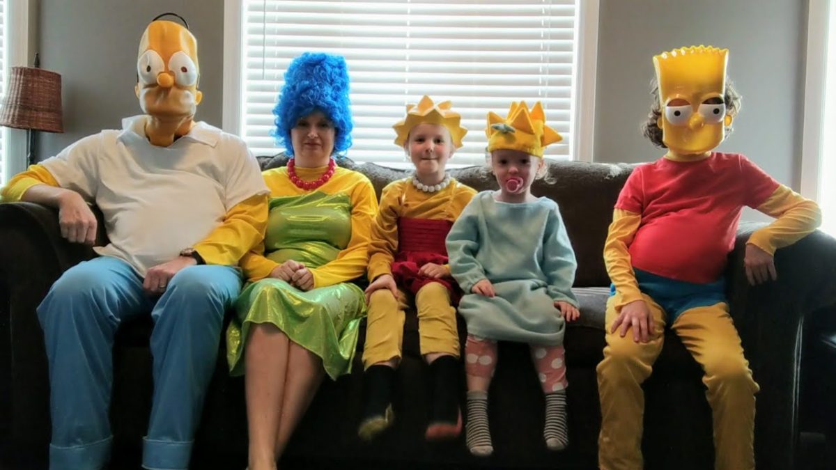 família recria abertura de Os Simpsons