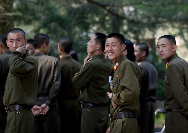 Eric Lafforgue estes norte coreanos sorrindo vao te ajudar a romper mitos e preconceitos 4