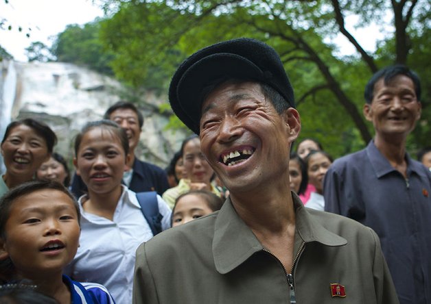 Eric Lafforgue estes norte coreanos sorrindo vao te ajudar a romper mitos e preconceitos 8