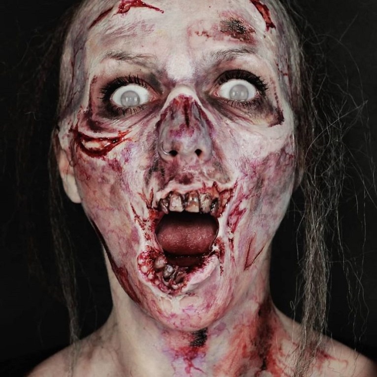 Julia Wunderlich maquiadora pinta horripilantes maquiagens de Halloween 17
