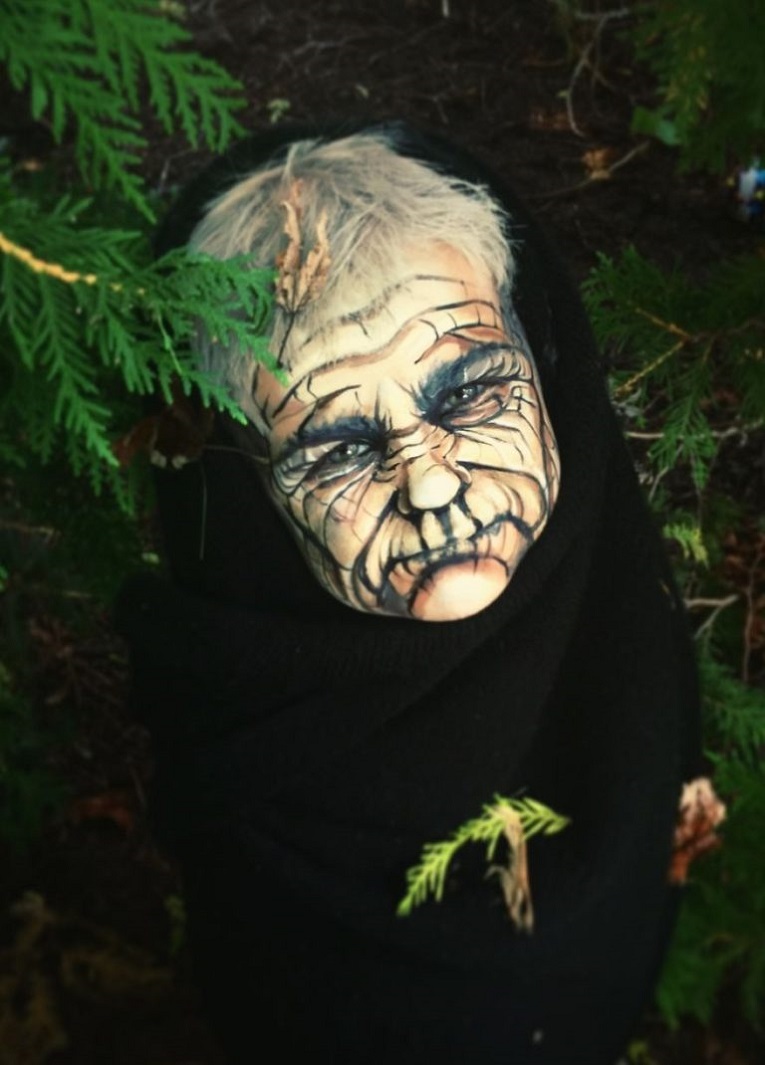 Lynn Hetherington artista faz maquiagem de Halloween em criancas 2