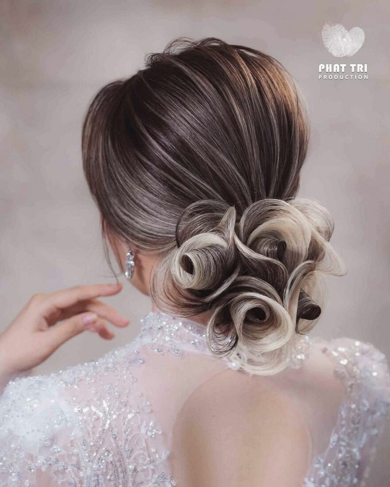 Penteados em formato de flor criados pelo cabeleireiro Nguyen Phat Tri 5