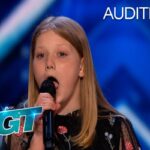 Harper: garotinha de impressionou no America’s Got Talent, lança primeira música autoral; ouça 'Falling'