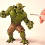 Mashup do Hulk com o Yoda em escultura de argila