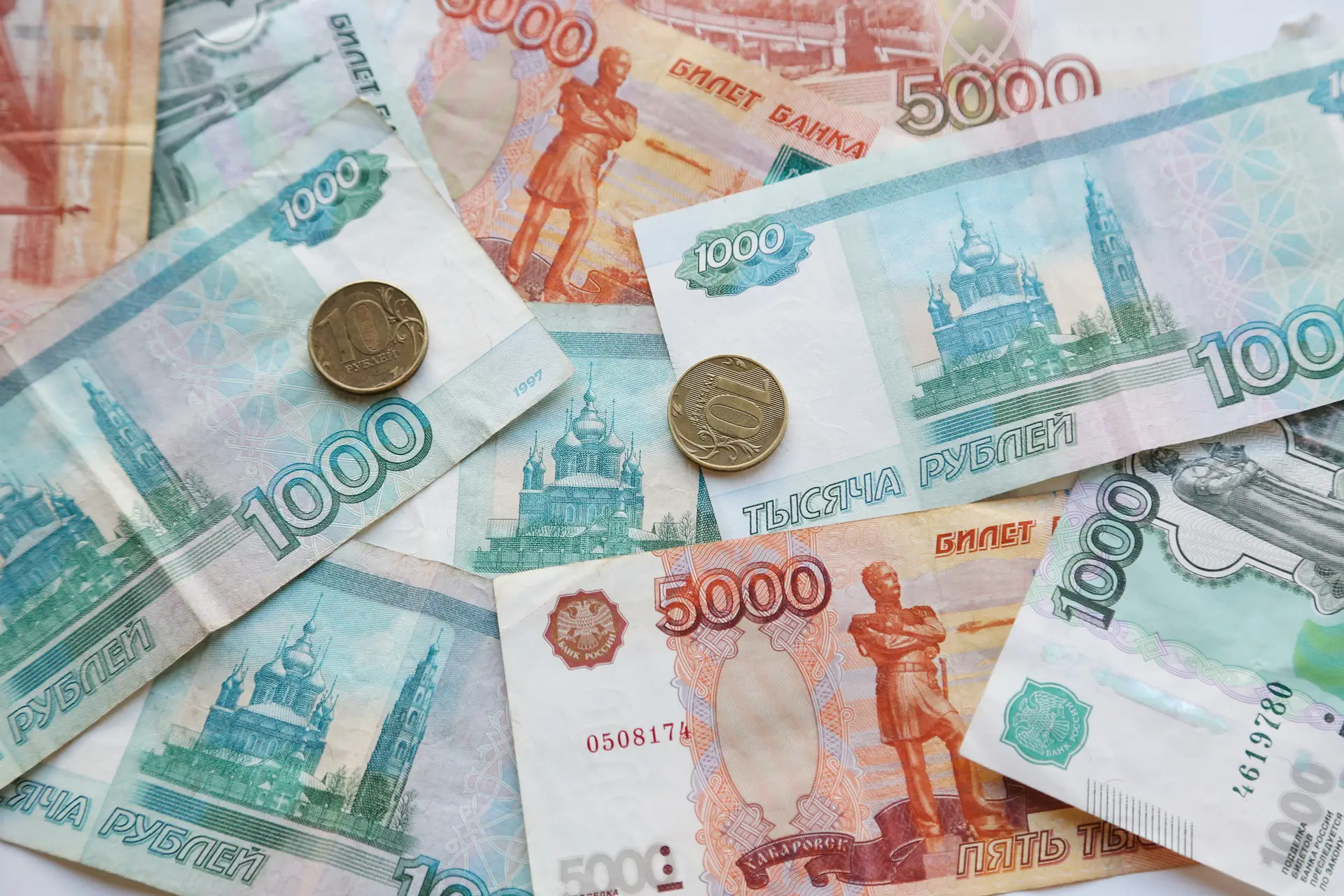 Marcas que continuam presentes na Russia e Financiamento da Guerra na Ucrania (7)